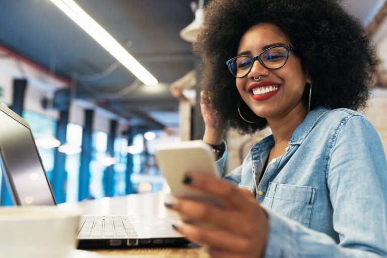 What is text banking in politics? Quick guide for campaigns